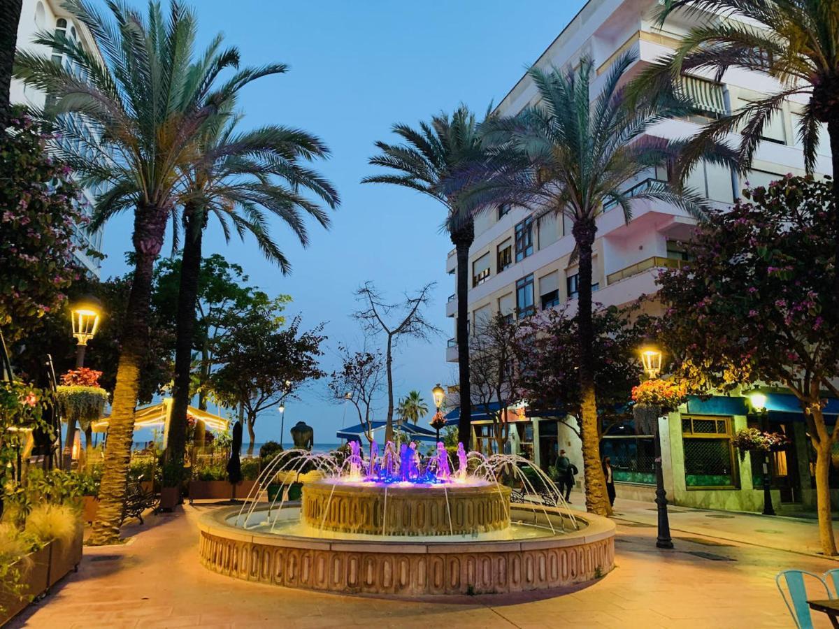 Penthouse Mit Private Dachterrasse Und Blick Auf Das Meer, Berge ,Hafen Estepona Zewnętrze zdjęcie